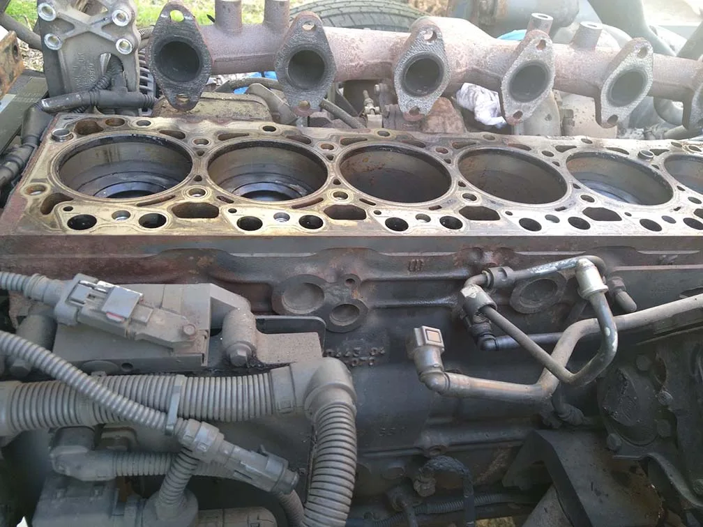 Engine parts replacement - HGV